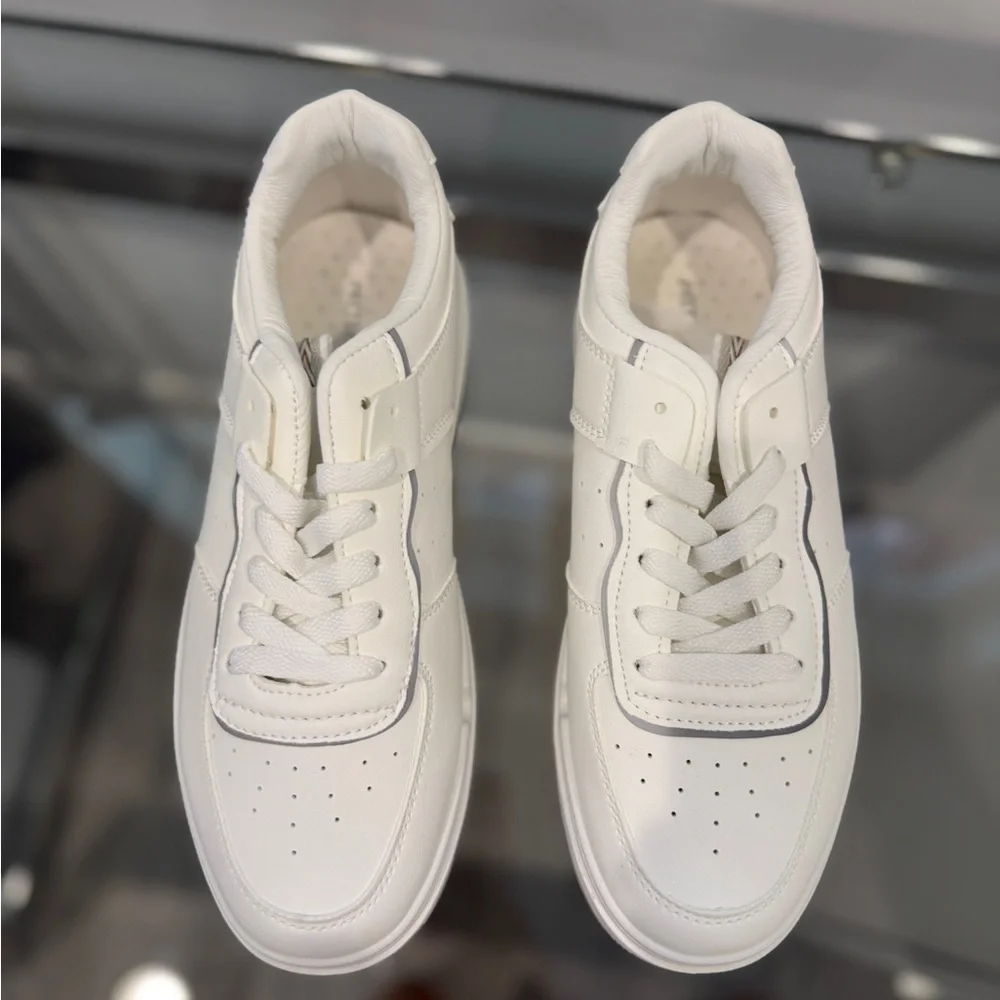 Pretty Little Thing White Contrast Sole Chunky Platform Trainers NEW (sz 7)